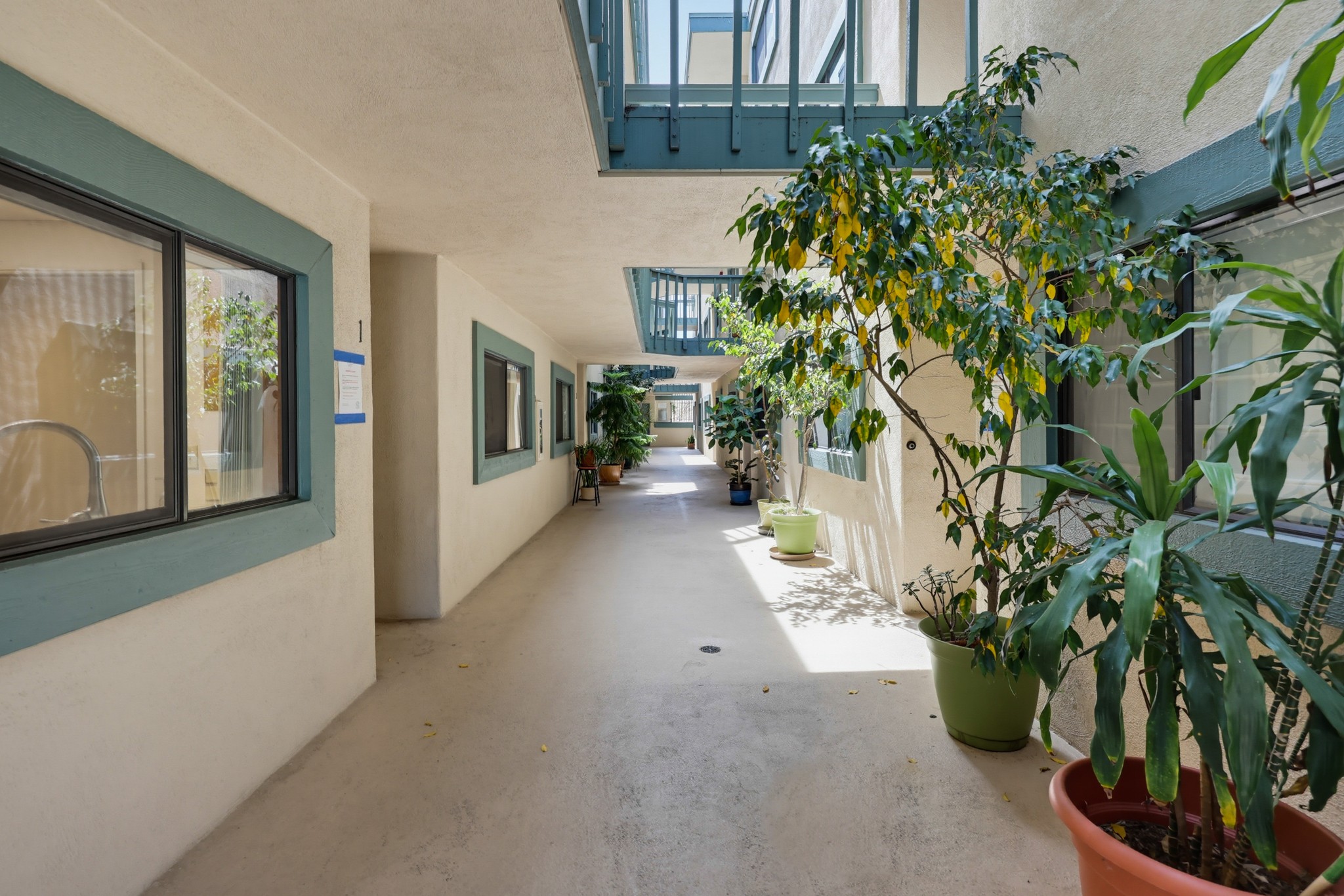 Virtual tour photo 5 of 55 for 917 Torrance St