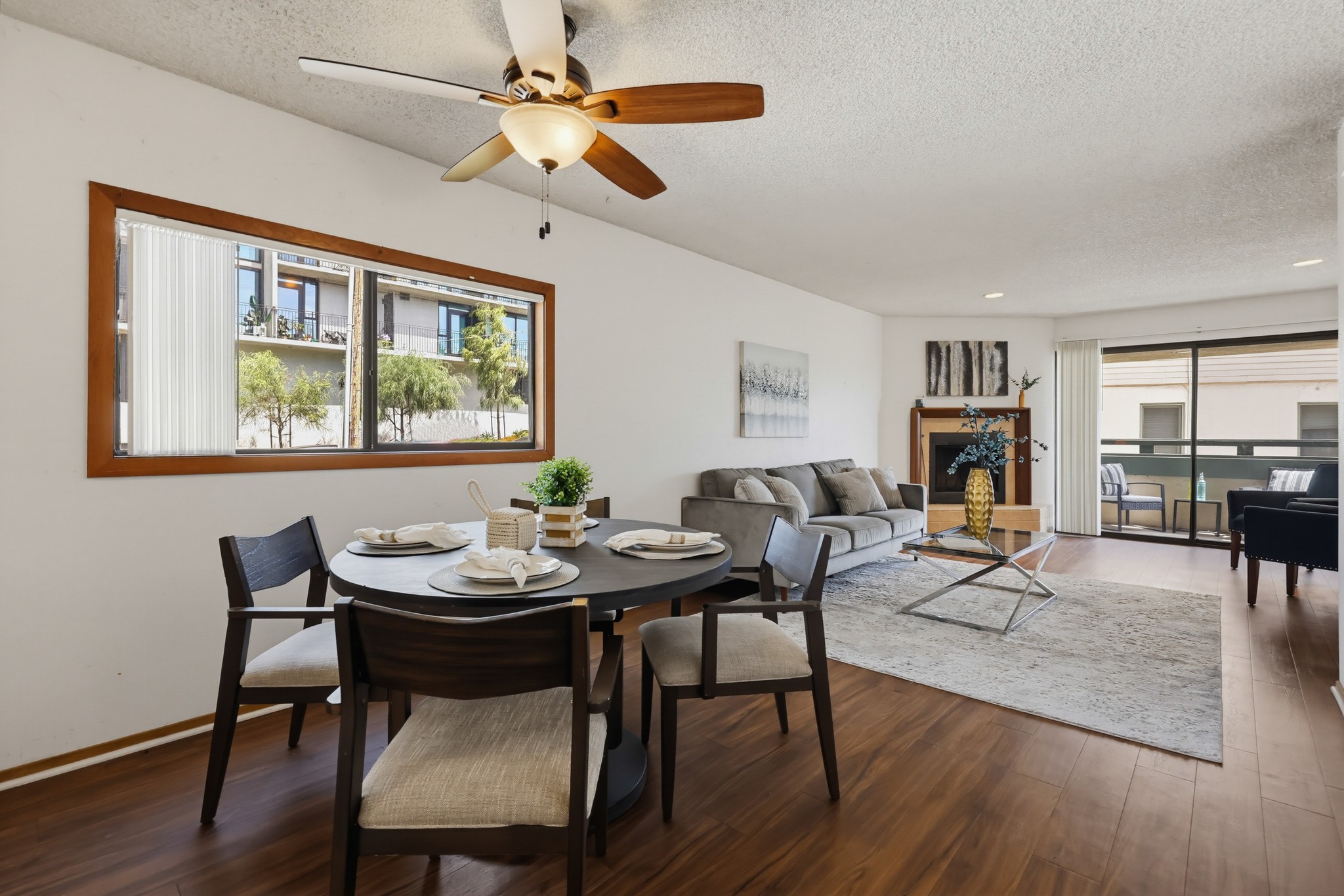 Virtual tour photo 10 of 55 for 917 Torrance St