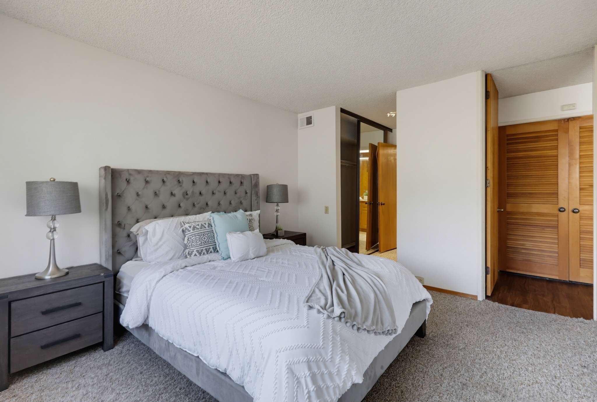 Virtual tour photo 29 of 55 for 917 Torrance St