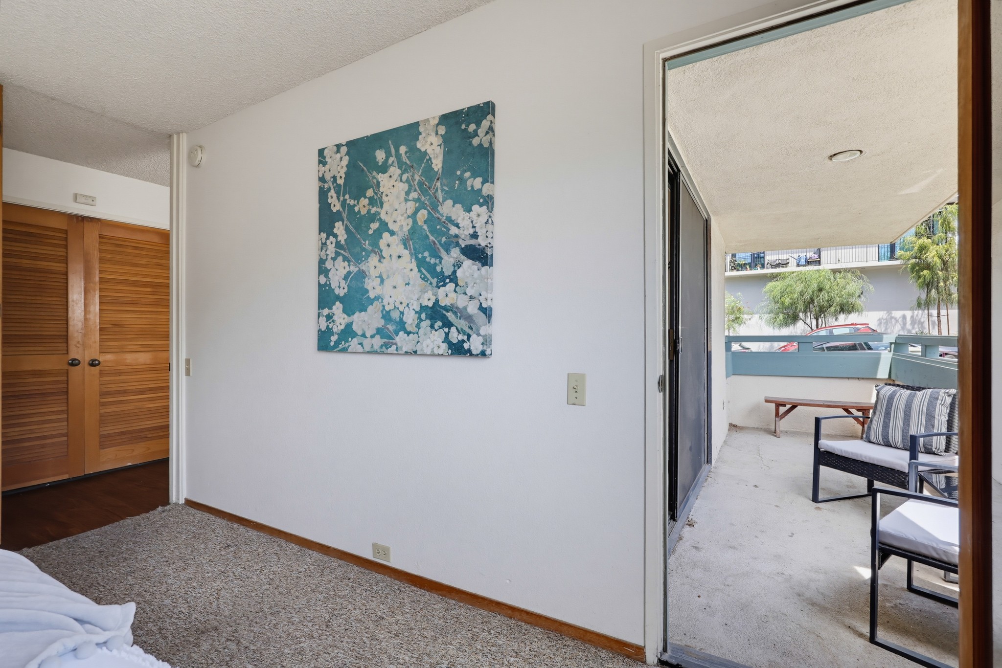 Virtual tour photo 32 of 55 for 917 Torrance St