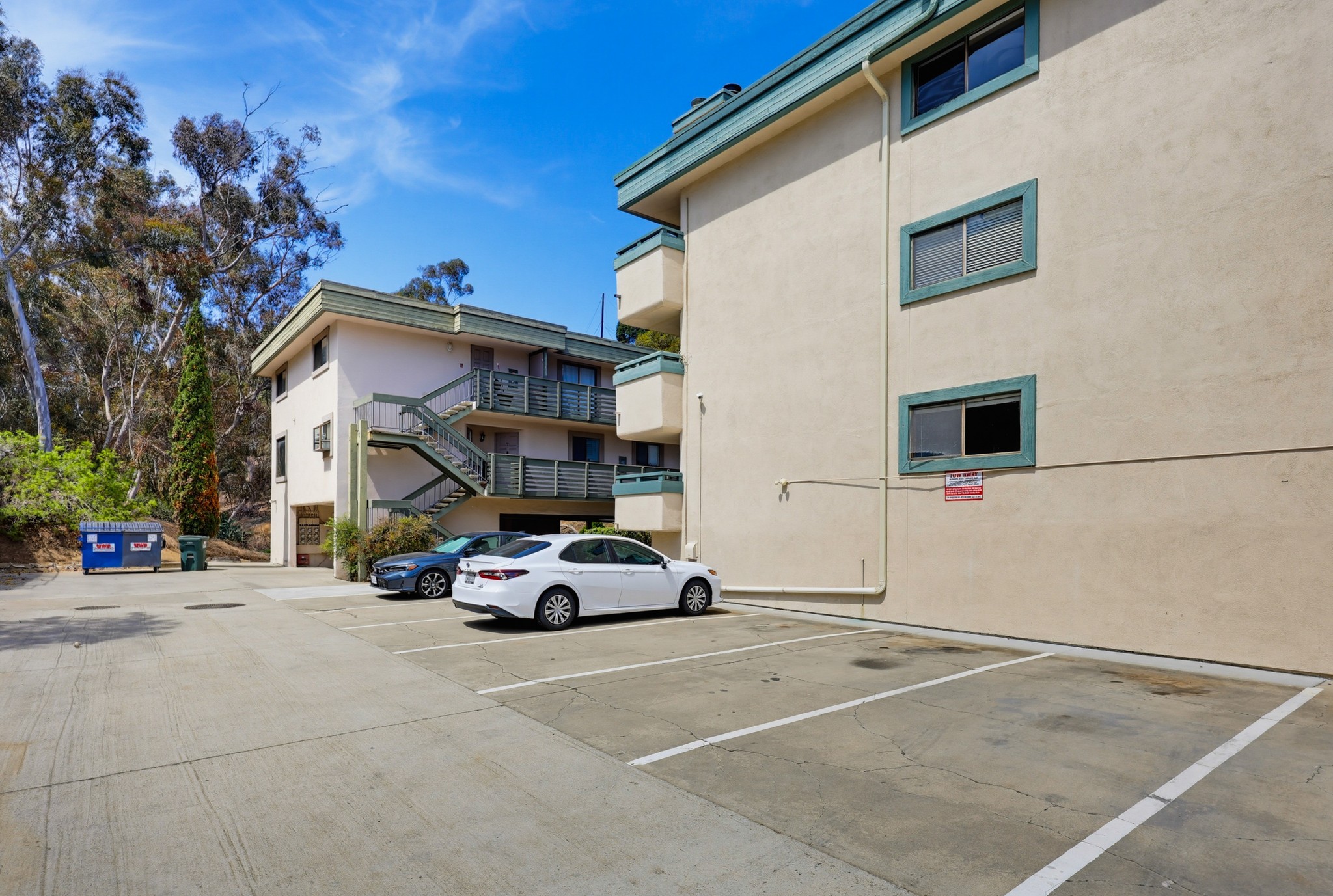 Virtual tour photo 49 of 55 for 917 Torrance St