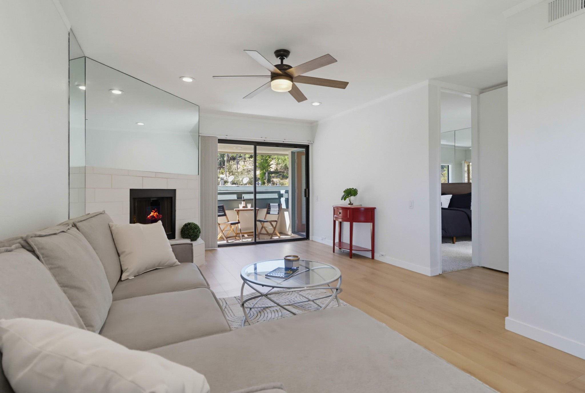 Virtual tour photo 12 of 50 for 917 Torrance St