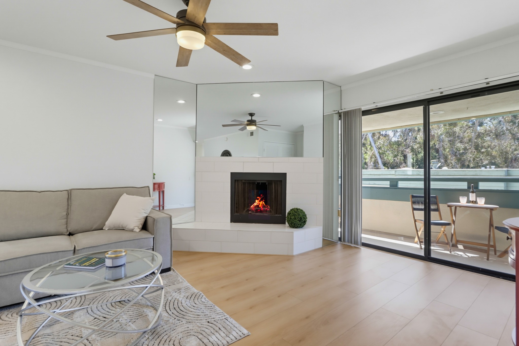 Virtual tour photo 13 of 50 for 917 Torrance St
