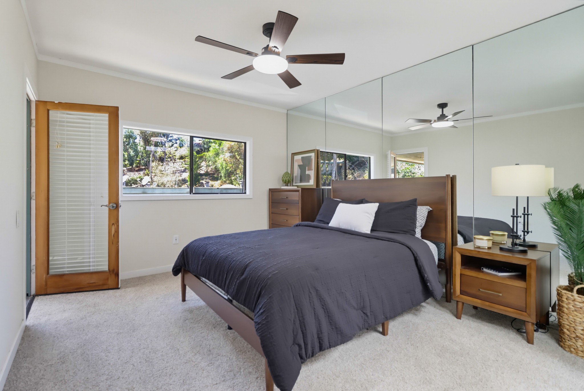 Virtual tour photo 25 of 50 for 917 Torrance St