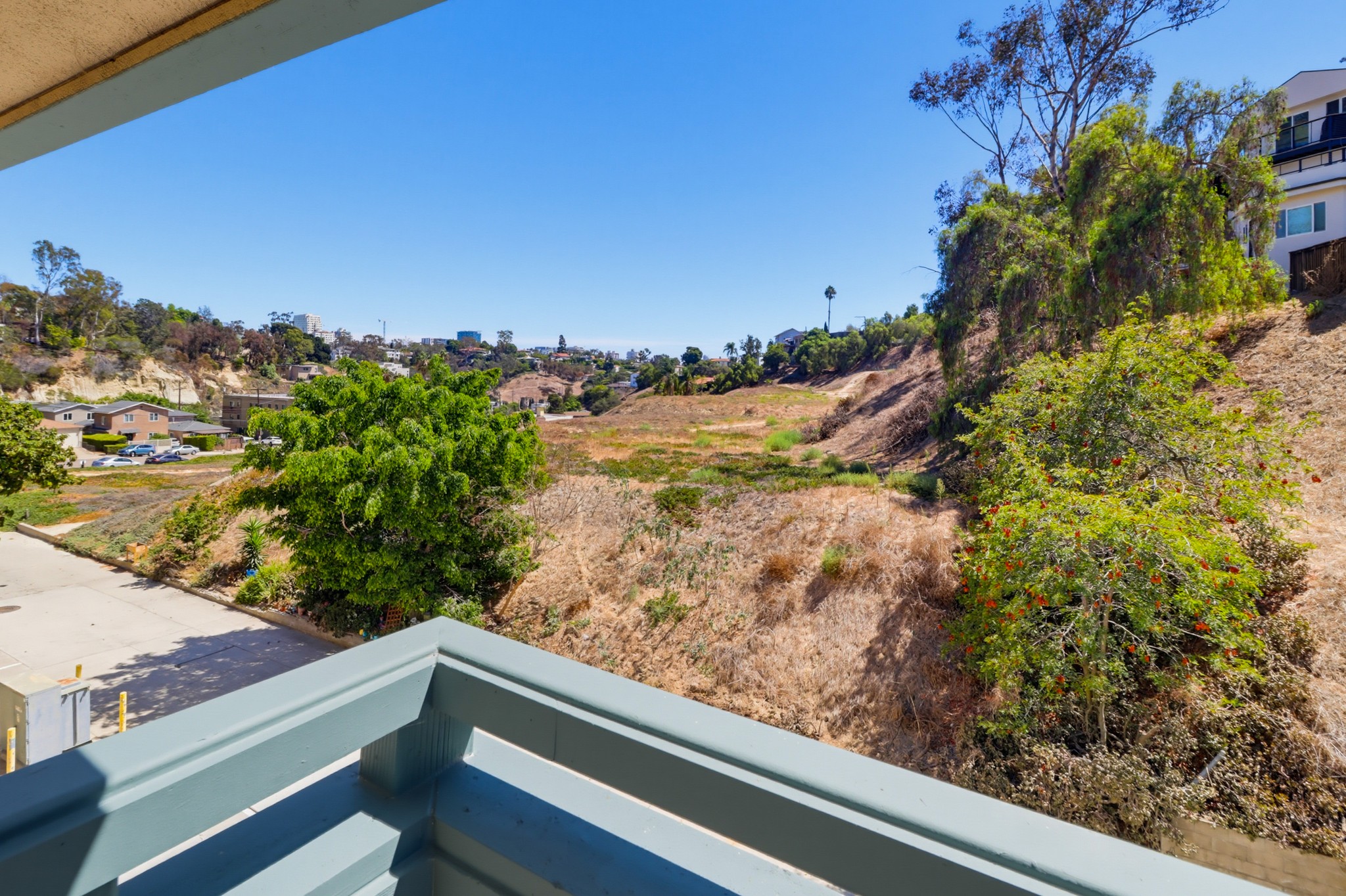 Virtual tour photo 44 of 50 for 917 Torrance St