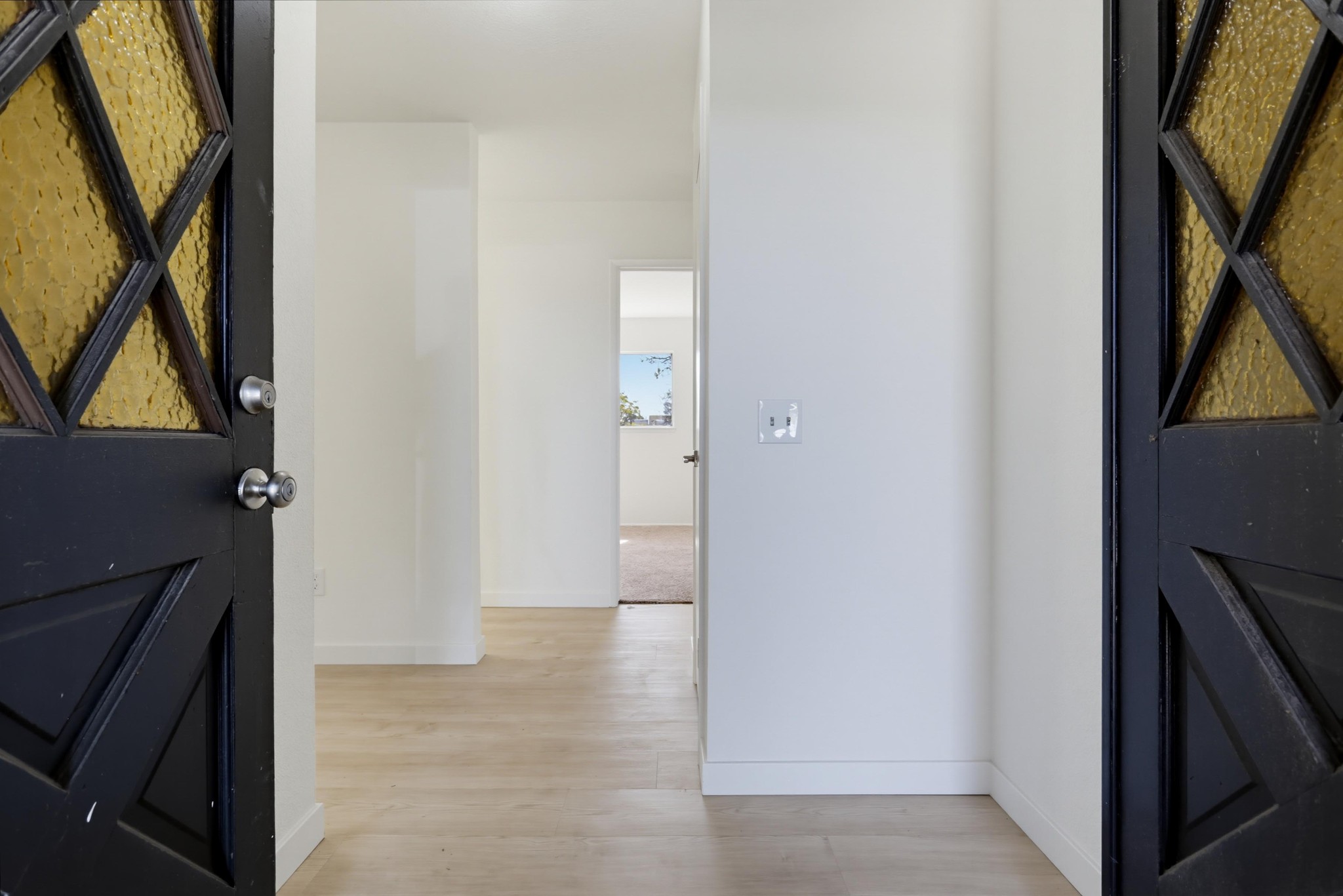 Virtual tour photo 5 of 35 for 9187 Cypress Ave