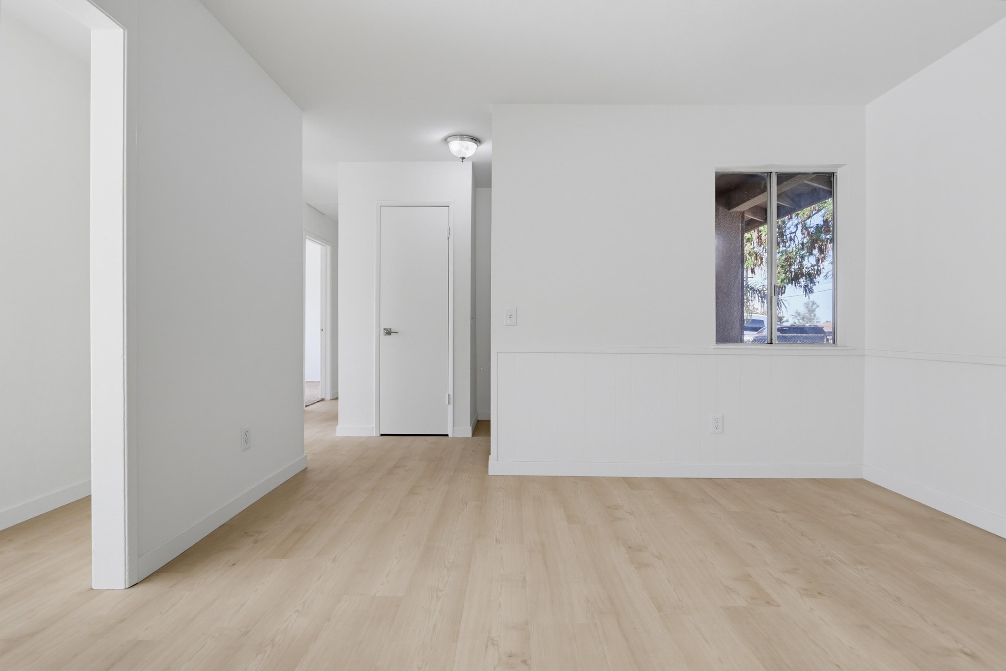 Virtual tour photo 8 of 35 for 9187 Cypress Ave