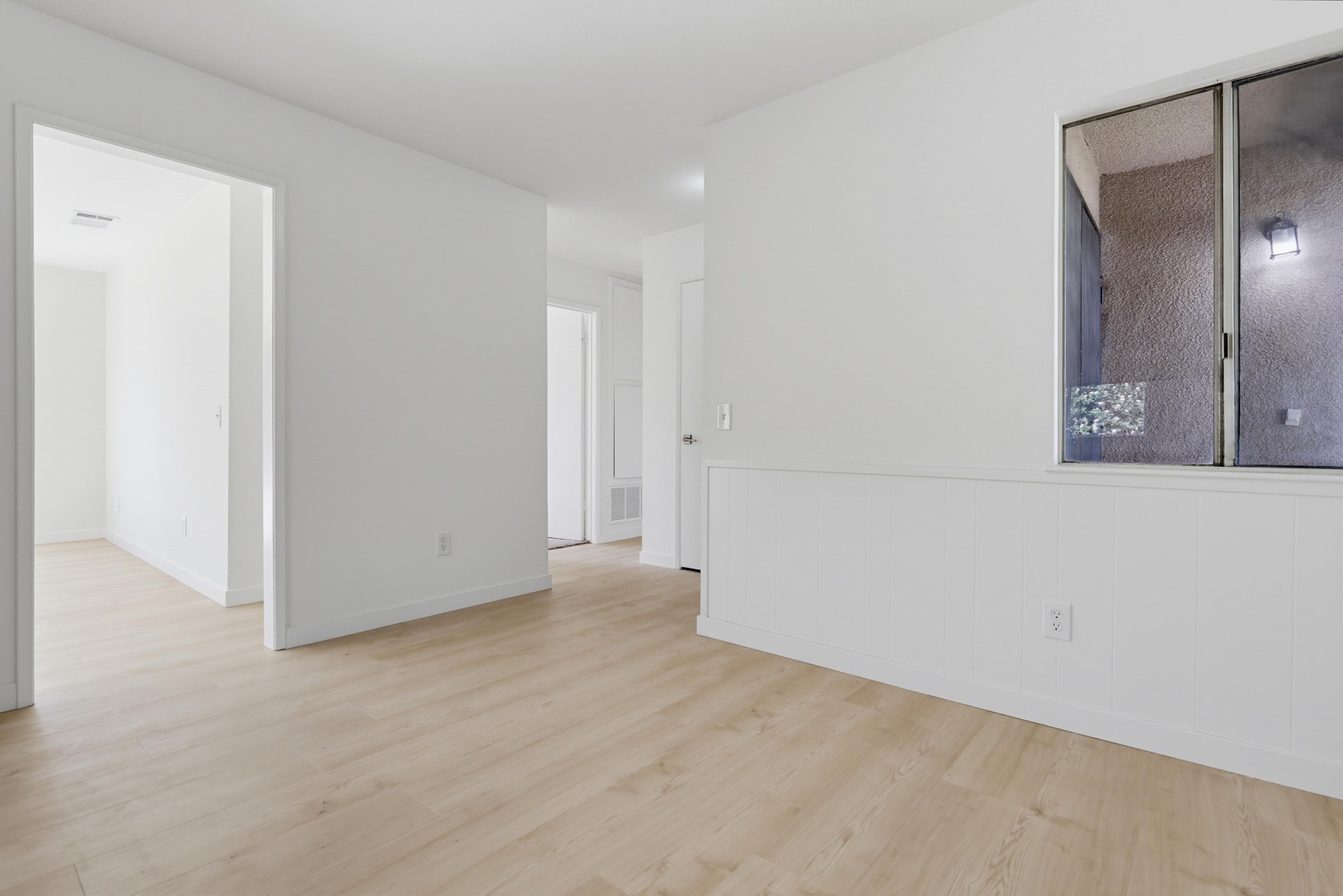 Virtual tour photo 9 of 35 for 9187 Cypress Ave