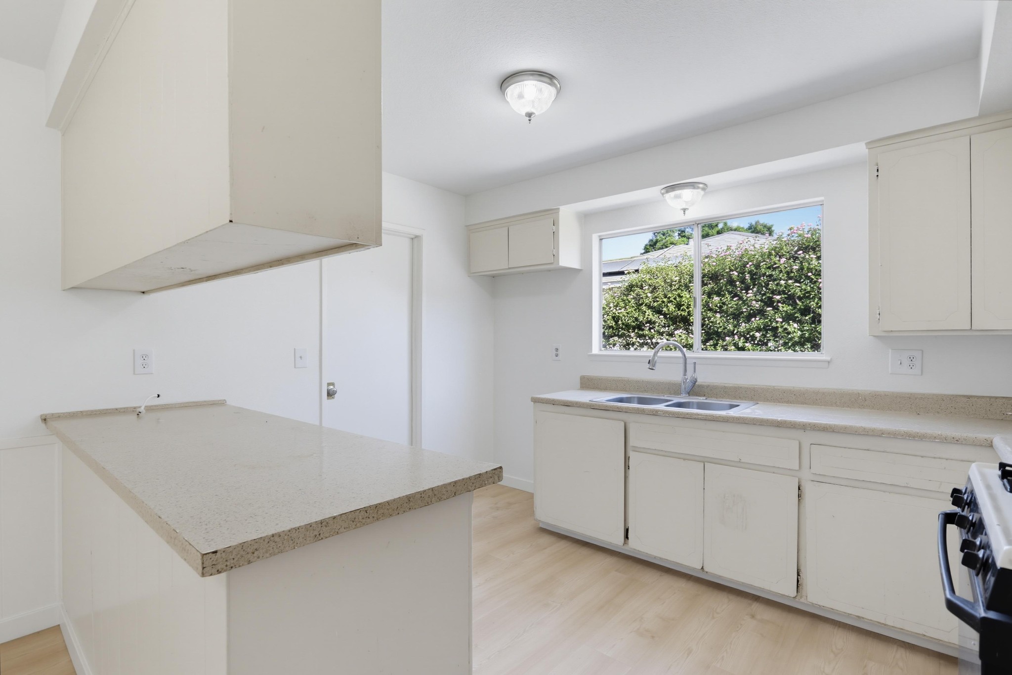 Virtual tour photo 10 of 35 for 9187 Cypress Ave