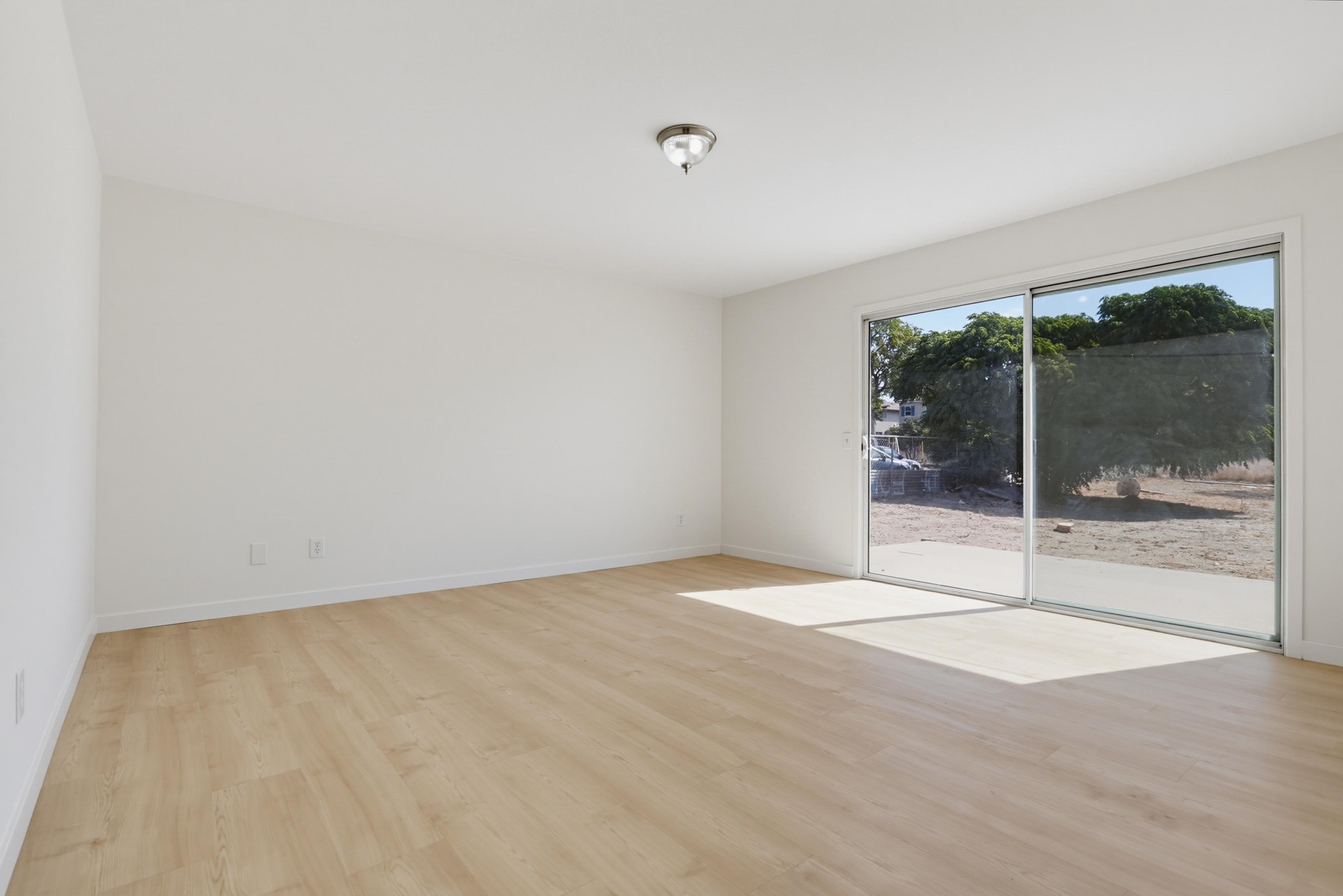Virtual tour photo 13 of 35 for 9187 Cypress Ave