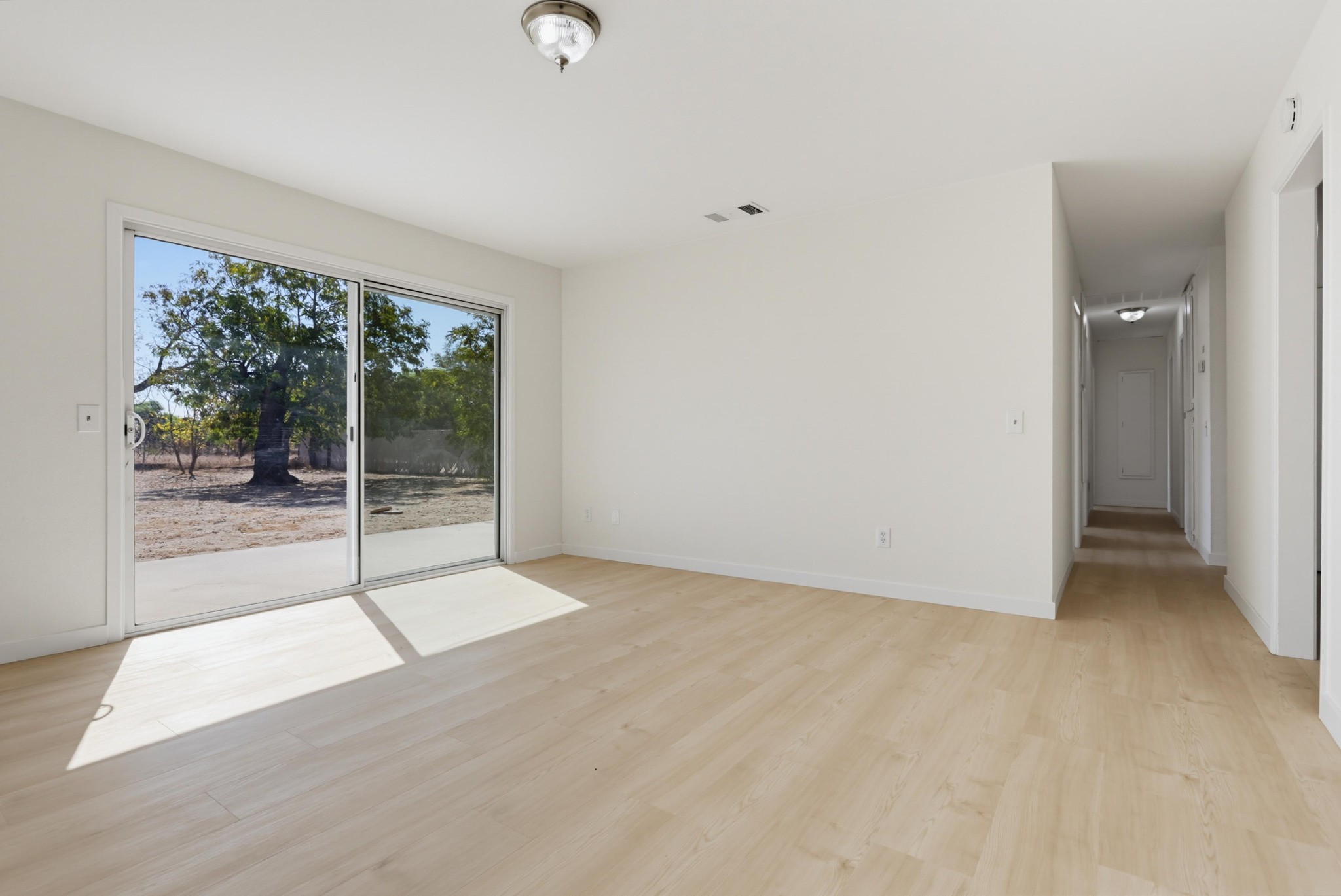 Virtual tour photo 14 of 35 for 9187 Cypress Ave