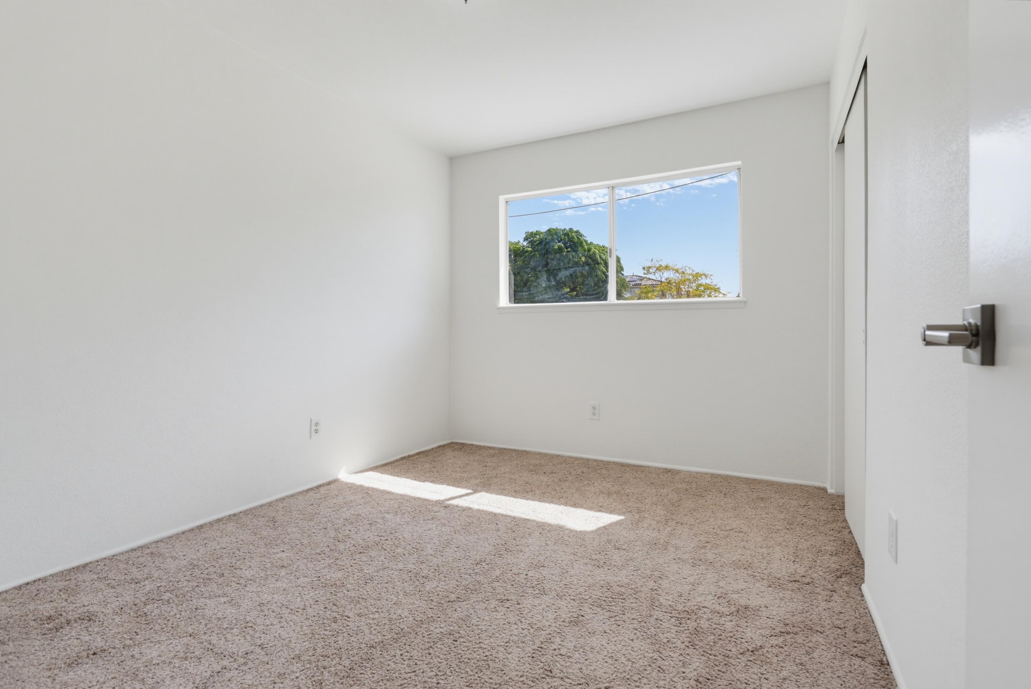 Virtual tour photo 23 of 35 for 9187 Cypress Ave
