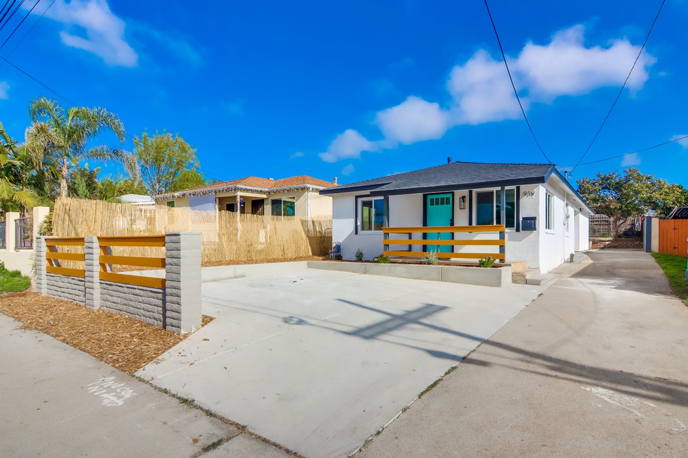 Virtual tour photo 1 of 45 for 919 46th St