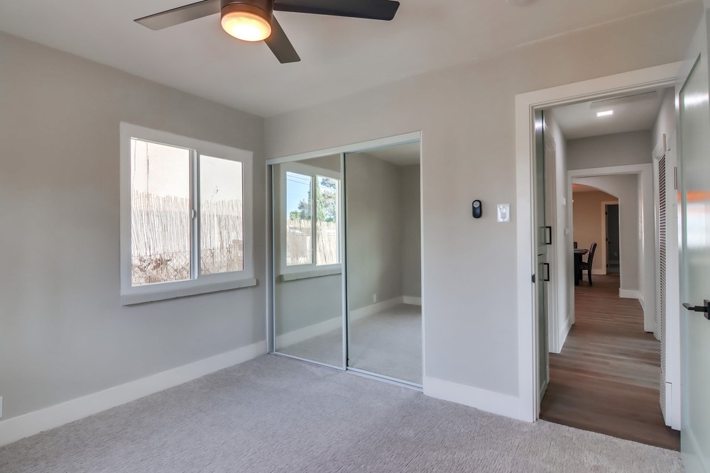 Virtual tour photo 34 of 45 for 919 46th St