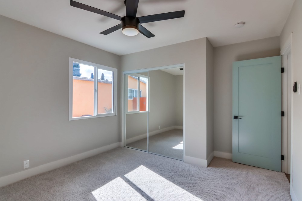 Virtual tour photo 38 of 45 for 919 46th St