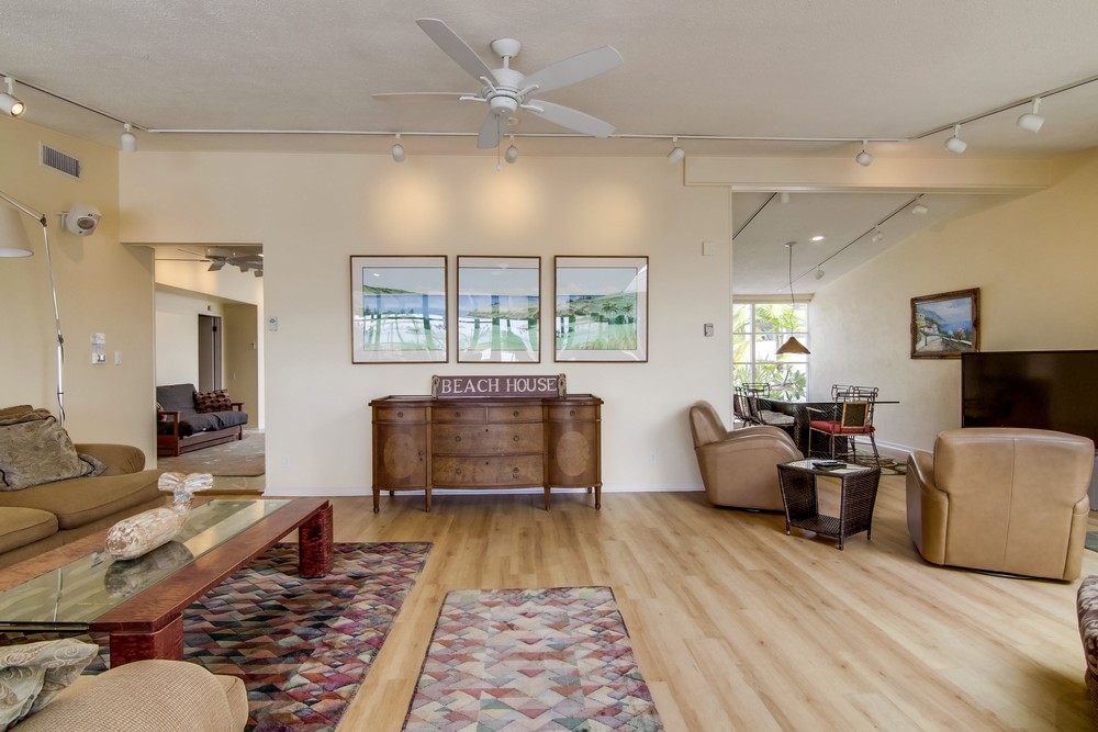 Virtual tour photo 18 of 106 for 919 Braemar Ln