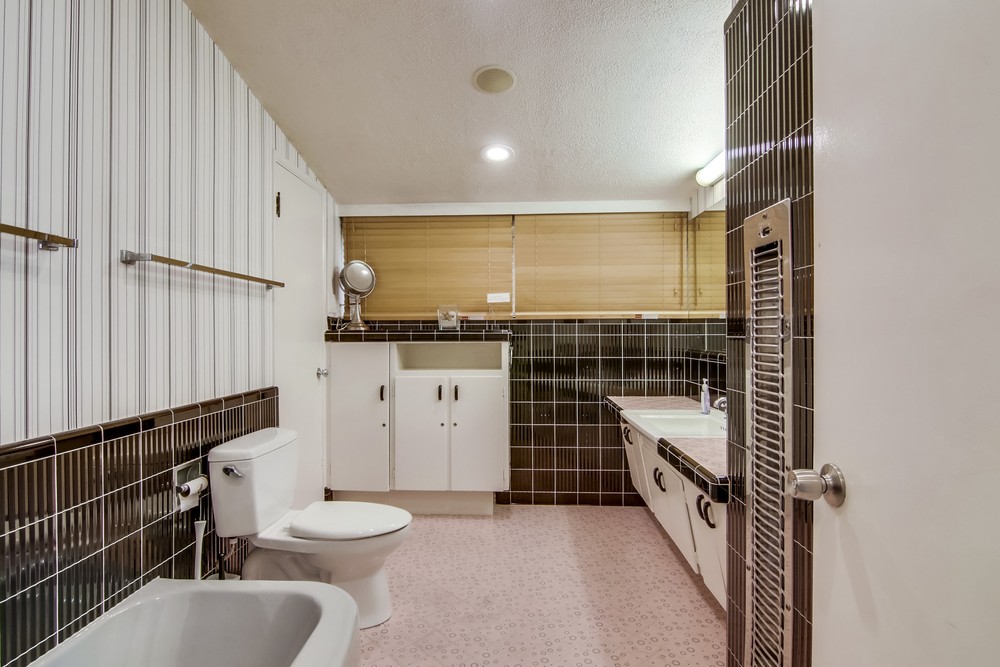 Virtual tour photo 45 of 106 for 919 Braemar Ln