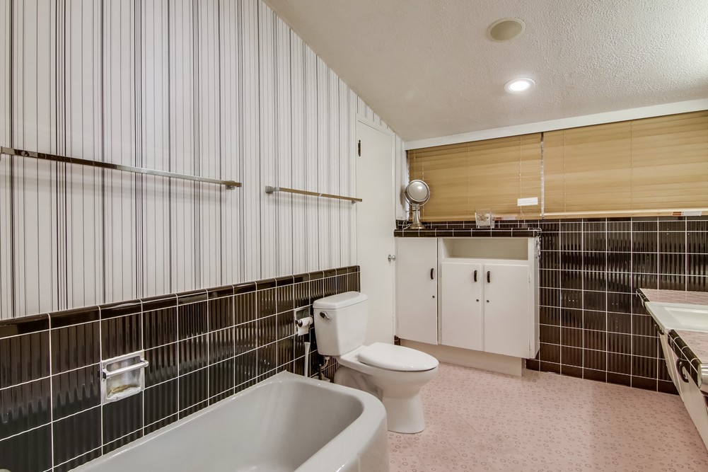 Virtual tour photo 46 of 106 for 919 Braemar Ln