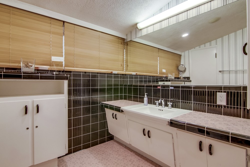 Virtual tour photo 47 of 106 for 919 Braemar Ln