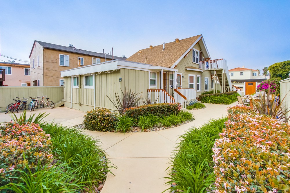 Virtual tour photo 5 of 29 for 919 Emerald St