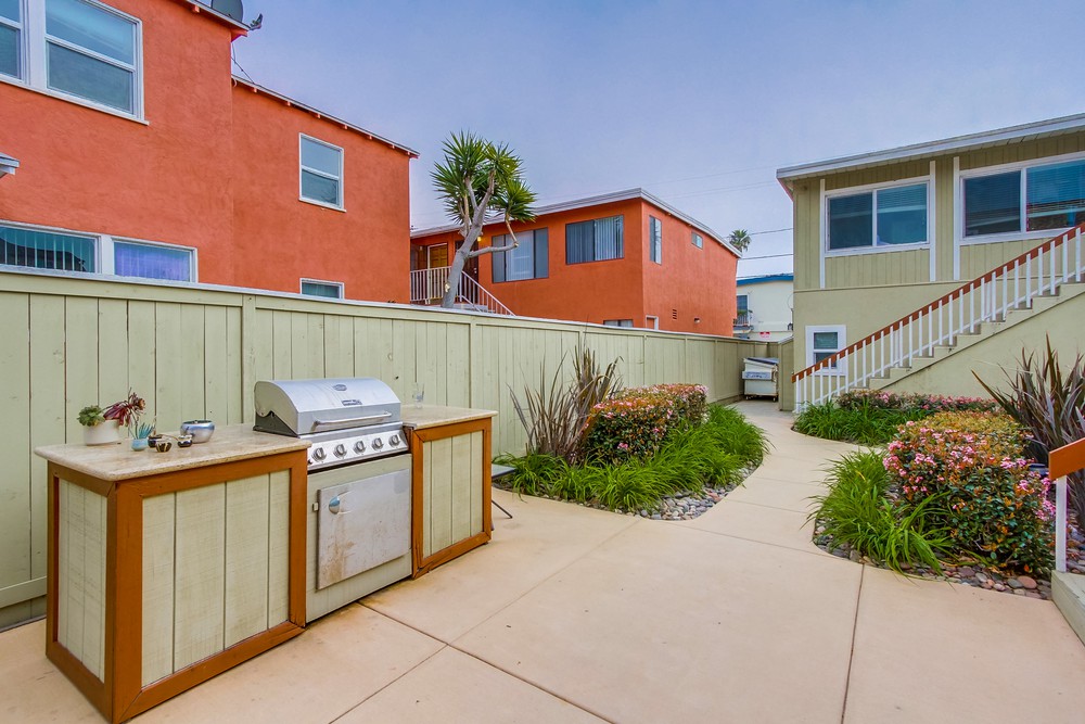 Virtual tour photo 10 of 29 for 919 Emerald St