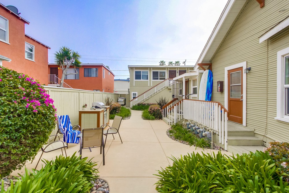 Virtual tour photo 11 of 29 for 919 Emerald St