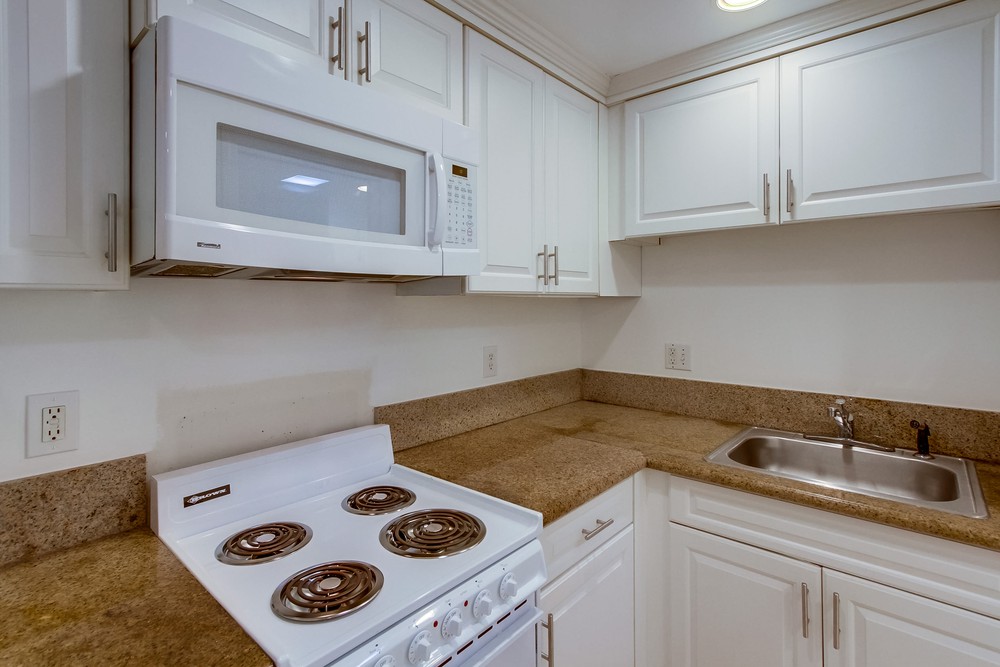 Virtual tour photo 21 of 29 for 919 Emerald St