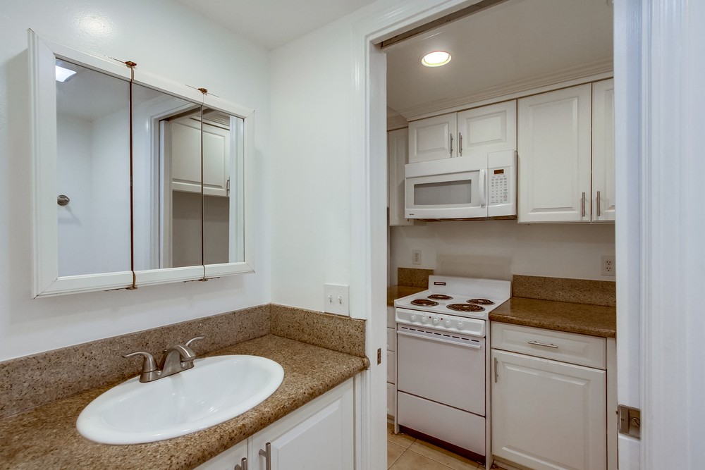 Virtual tour photo 27 of 29 for 919 Emerald St