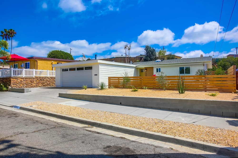 Virtual tour photo 3 of 48 for 9203 Hector Ave
