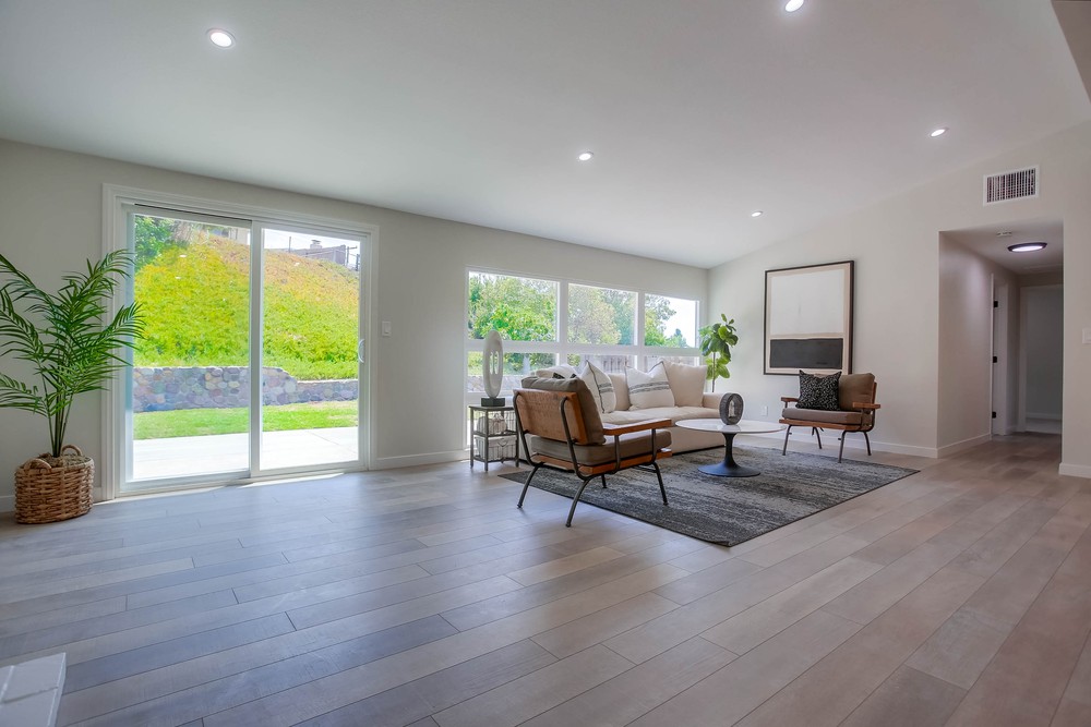 Virtual tour photo 13 of 48 for 9203 Hector Ave