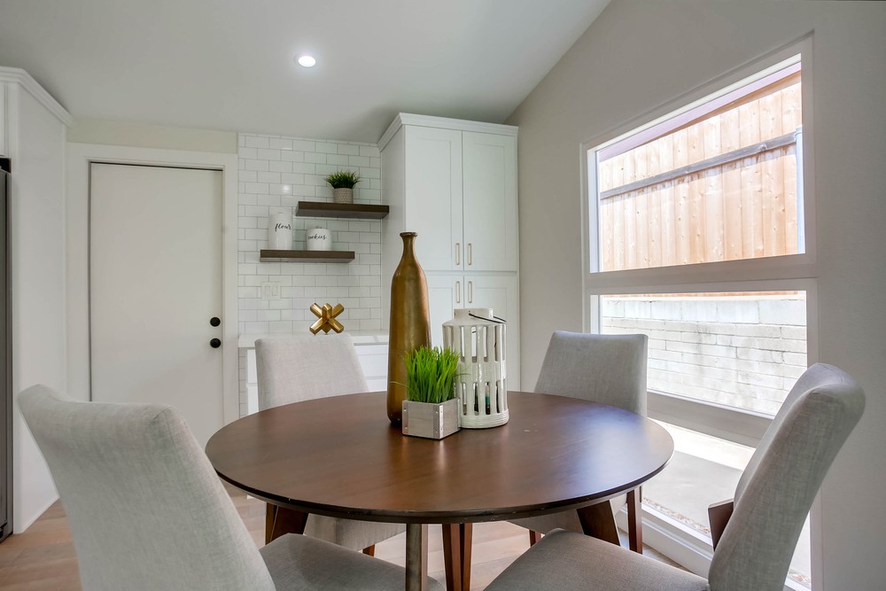 Virtual tour photo 20 of 48 for 9203 Hector Ave