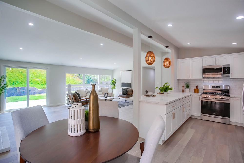 Virtual tour photo 22 of 48 for 9203 Hector Ave
