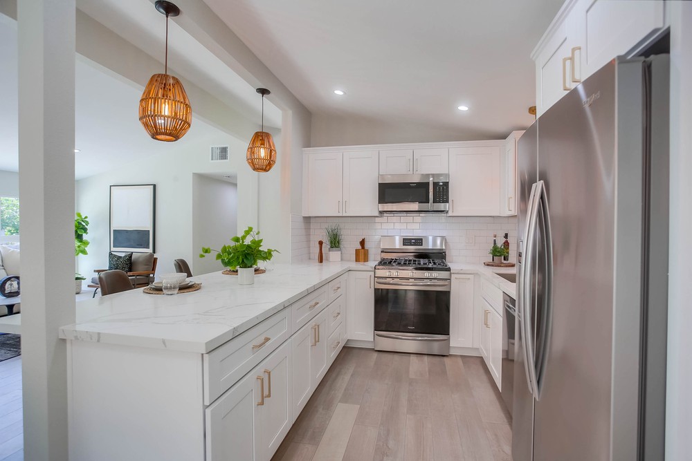 Virtual tour photo 23 of 48 for 9203 Hector Ave
