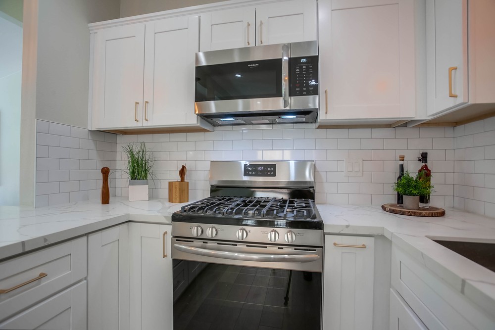 Virtual tour photo 25 of 48 for 9203 Hector Ave