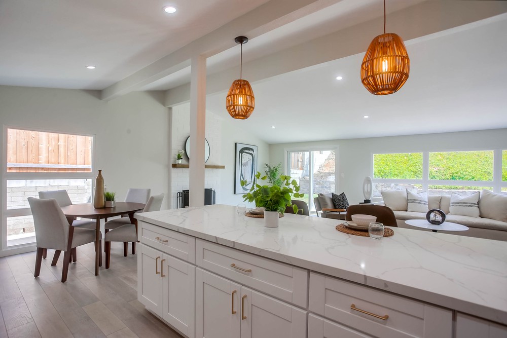 Virtual tour photo 27 of 48 for 9203 Hector Ave