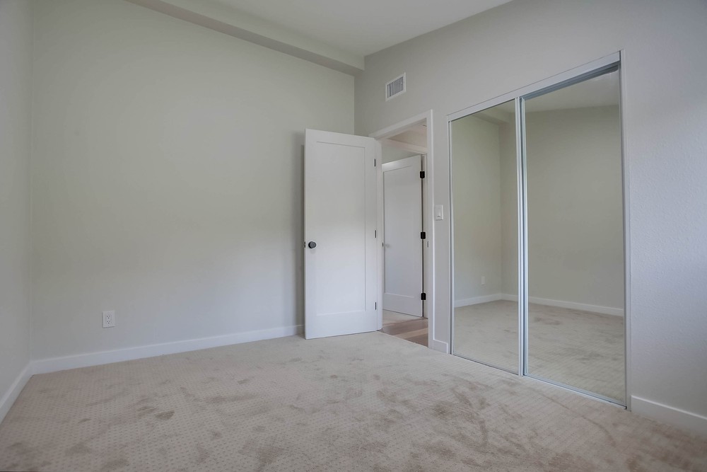 Virtual tour photo 40 of 48 for 9203 Hector Ave
