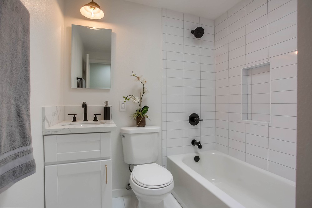 Virtual tour photo 41 of 48 for 9203 Hector Ave