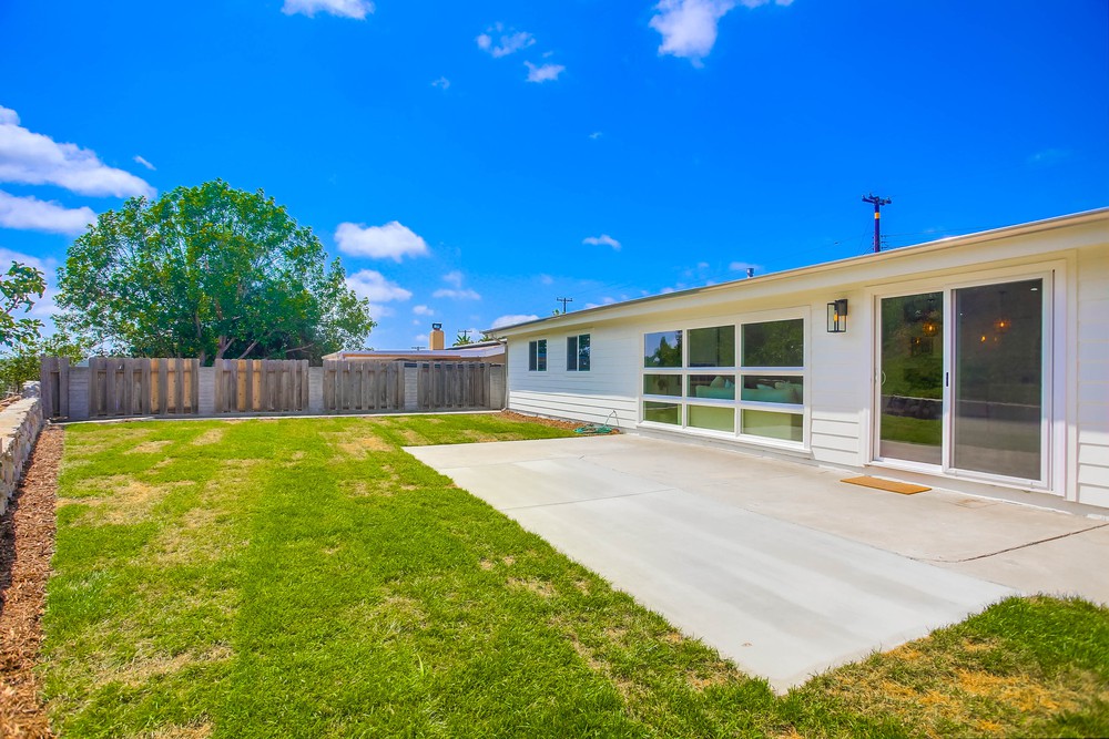 Virtual tour photo 43 of 48 for 9203 Hector Ave