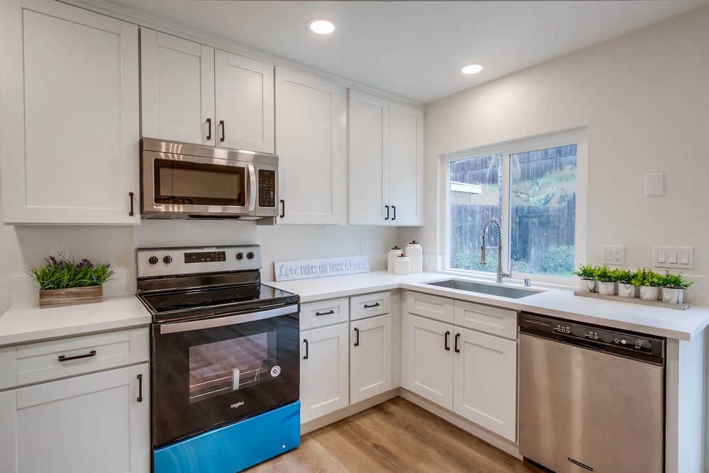 Virtual tour photo 12 of 42 for 9206 Three Seasons Rd