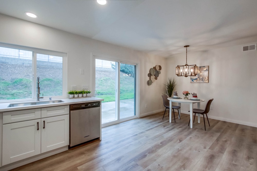 Virtual tour photo 13 of 42 for 9206 Three Seasons Rd