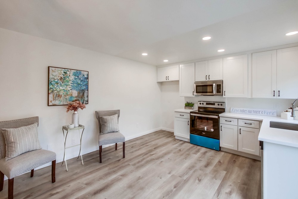Virtual tour photo 15 of 42 for 9206 Three Seasons Rd
