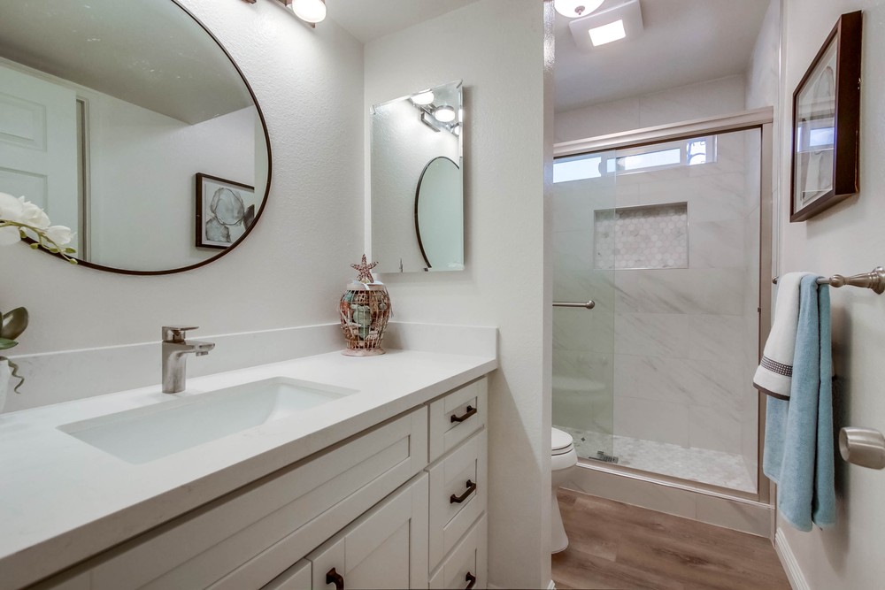 Virtual tour photo 17 of 42 for 9206 Three Seasons Rd
