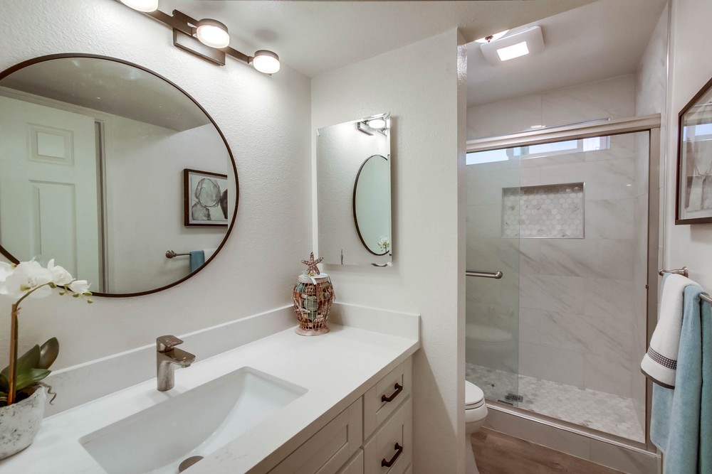 Virtual tour photo 18 of 42 for 9206 Three Seasons Rd