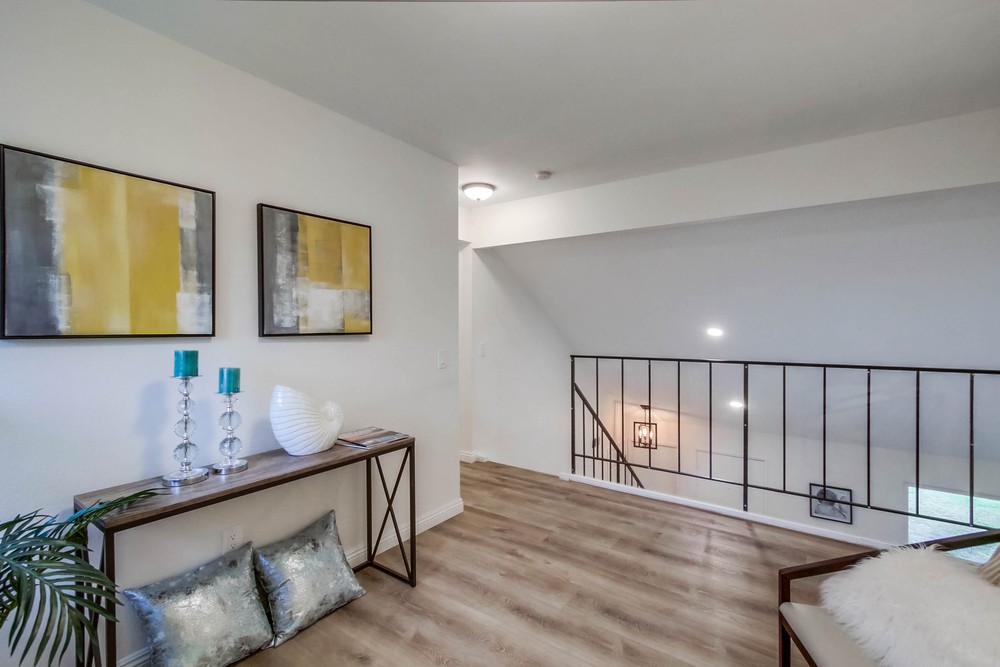 Virtual tour photo 27 of 42 for 9206 Three Seasons Rd