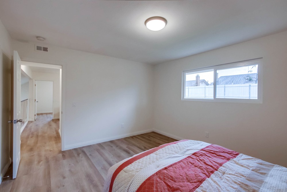 Virtual tour photo 29 of 42 for 9206 Three Seasons Rd