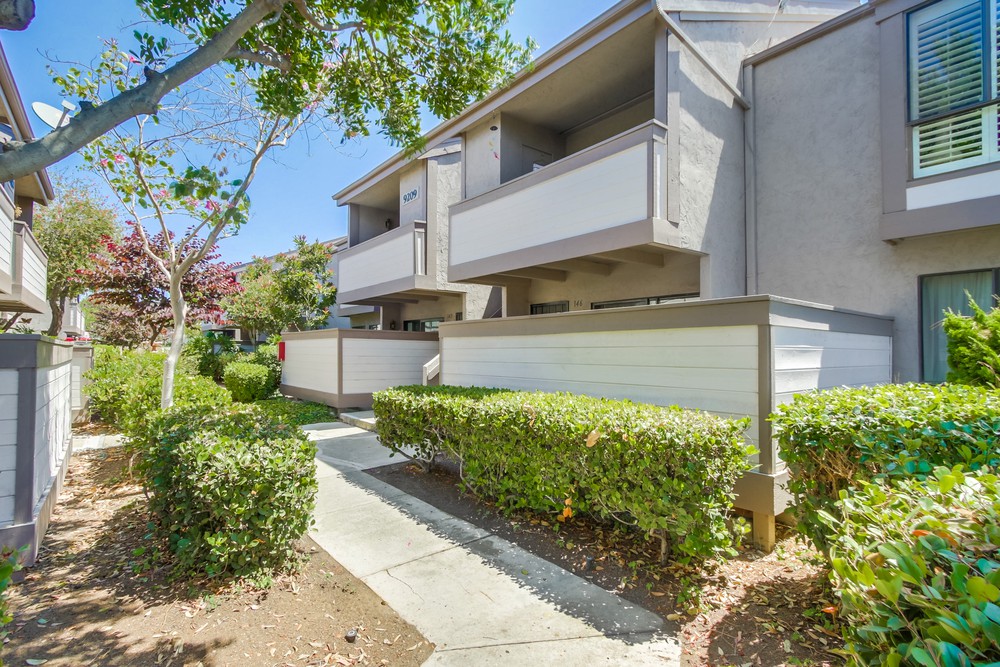 Virtual tour photo 4 of 37 for 9209 Village Glen Dr