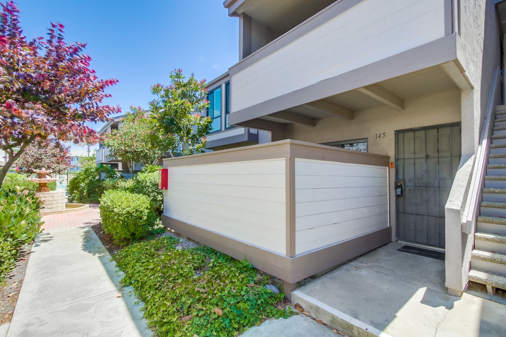 Virtual tour photo 5 of 37 for 9209 Village Glen Dr