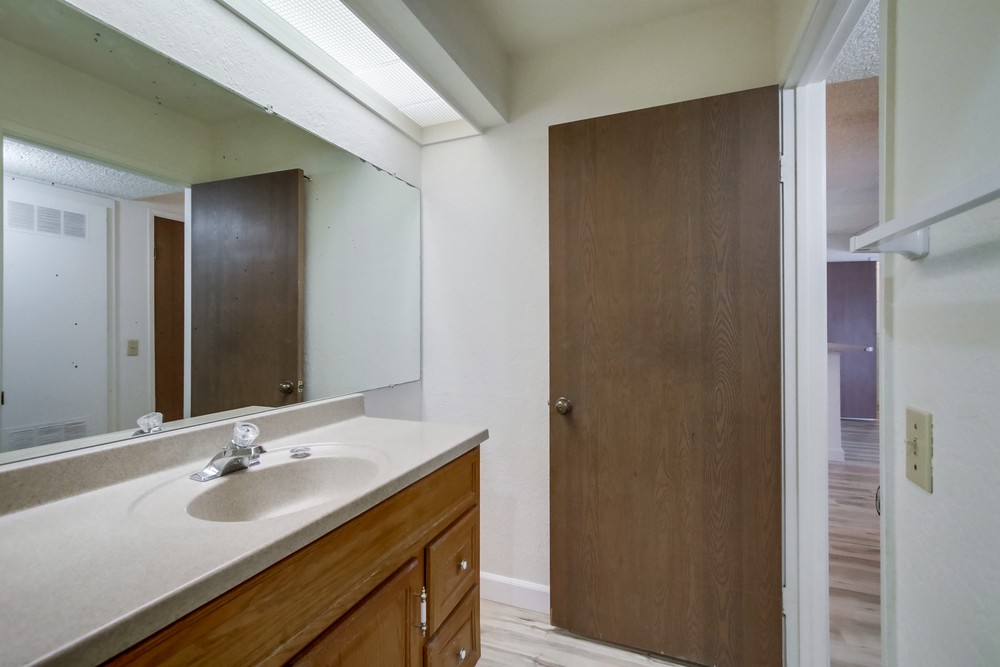 Virtual tour photo 23 of 37 for 9209 Village Glen Dr