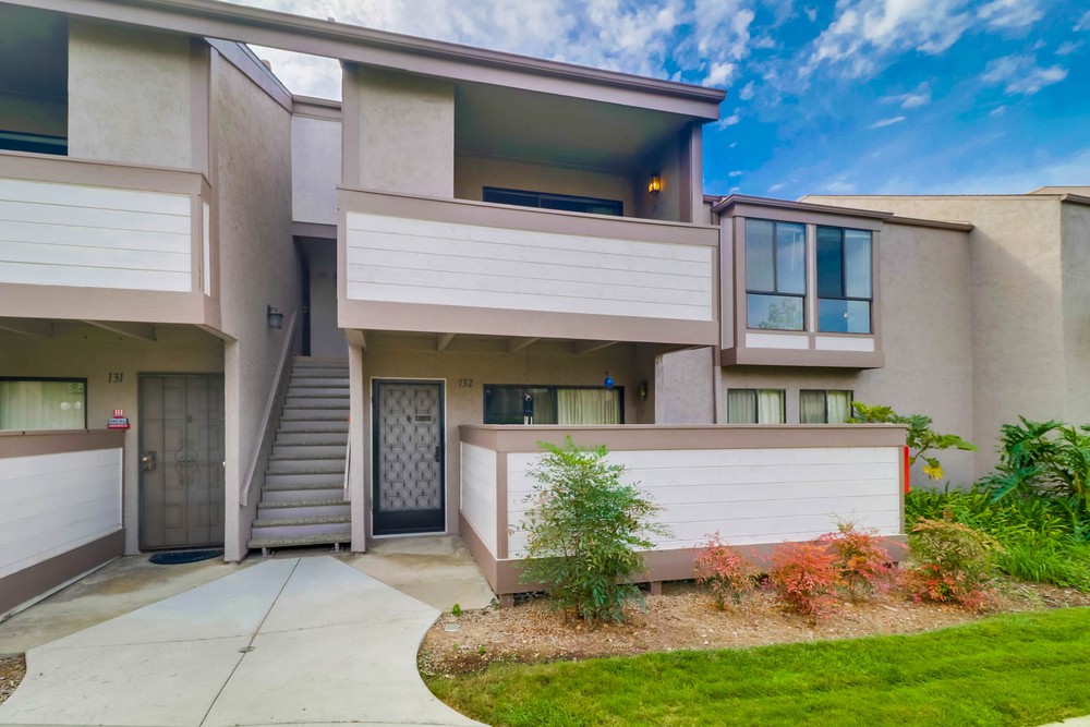 Virtual tour photo 6 of 43 for 9229 Village Glen Dr UNIT 232