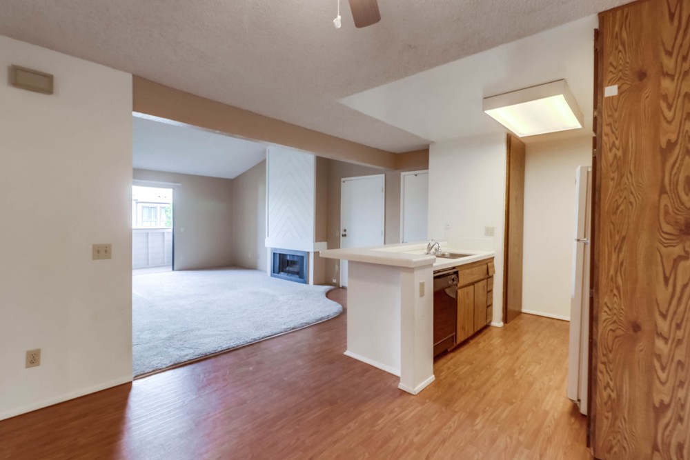 Virtual tour photo 16 of 43 for 9229 Village Glen Dr UNIT 232